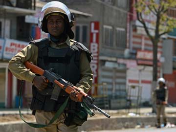 Restrictions Imposed in Srinagar Over Separatist Rally