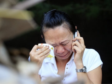 A Kiss, A Prayer: The Last Hours of MH17's Victims