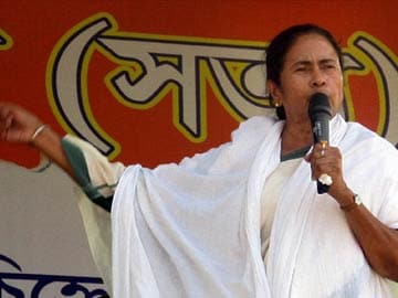 Mamata Banerjee Rings up New Bengal Governor