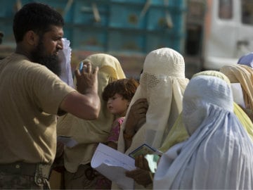 Vaccine Firm Warns Against Pakistan Polio Threat