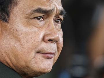 Thai Junta Leader to Meet King Over Interim Constitution
