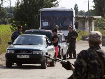 Food Supplies Cut to Rebel Stronghold in East Ukraine