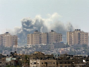 Palestinians Draft UN Resolution Urging Cease-Fire