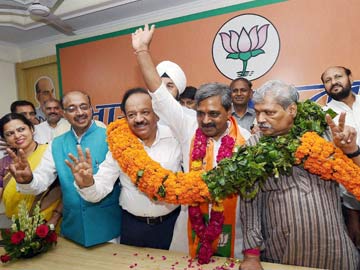 Satish Upadhyay Formally Takes Charge as Delhi BJP Chief