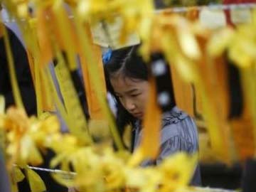 Student Survivors of Korea Ferry March on Parliament