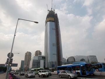 Small Sink Holes Cause Big Jitters at World's Six Largest Building