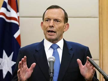 Australia PM Tony Abbott Says MH17 Crash Site 'Chaotic'