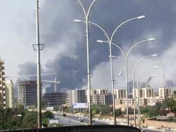 US Evacuates Embassy in Libya Amid Clashes 