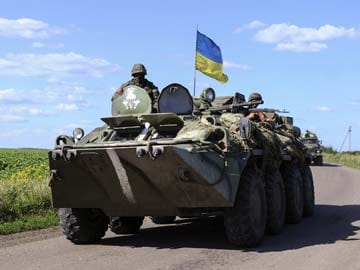 Ukraine Leader Orders Flag Raised in Rebel Stronghold After Overnight Army Successes