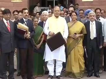 Government Spells Out 'Modi-Nomics' in First Budget