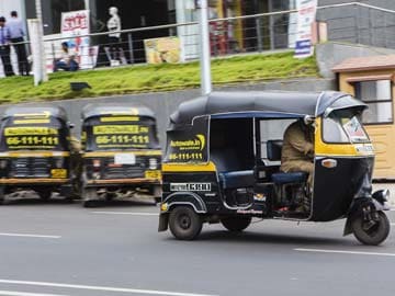 Startups in India Streamline Auto-Rickshaw Business
