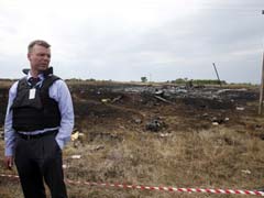 MH17 Black Boxes Will Go to UK for Analysis, Says Malaysian Minister