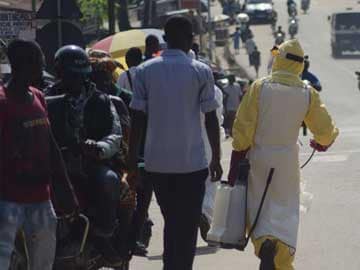 Liberia Shuts Schools, Quarantines Communities in Bid to Halt Ebola