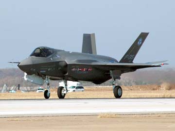 US Grounds Entire F-35 Fleet For Engine Probe