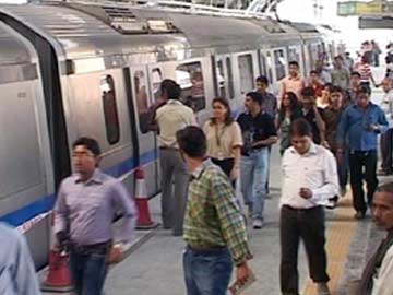 Delhi Metro Installs Special Frisking Cubicle for Women