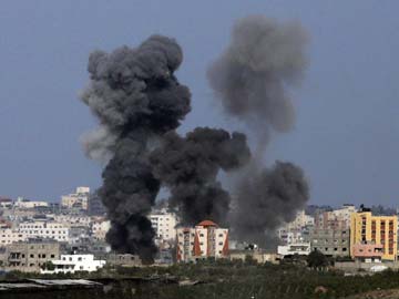 A Week on, Gaza War Takes on Deadly Routine Despite Calls for Truce