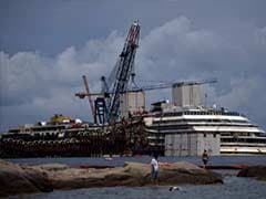 Wrecked Italian Costa Concordia Begins Final Voyage