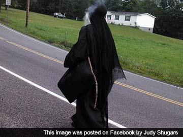 US Social Media Asks: Who is That Woman in Black?