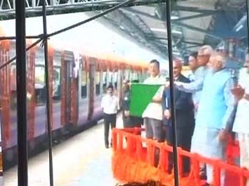 Narendra Modi Begins First Visit to J&K as PM, Flags off Train for Vaishno Devi Pilgrims