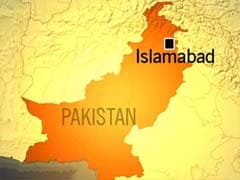 Passenger Bus Crash Kills 16 in Pakistan