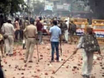 UP: Two Dead, 19 Injured in Violent Clashes in Saharanpur, Several Vehicles Set On Fire