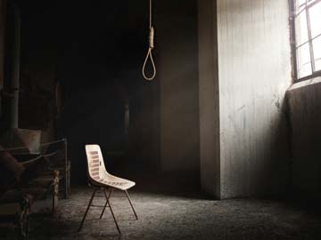 Newly Married Couple Commit Suicide