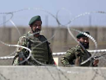 Attack at Afghan Base Kills US Soldier, Wounds 15 