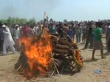 'Achche Din?' Ask Families as Army Jawans Killed in Kashmir are Cremated