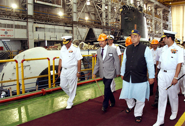 Arun Jaitley Sets One-Year Deadline for Scorpene Submarine Launch