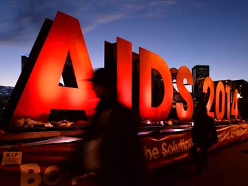 AIDS Conference Delegates Seek Asylum in Australia: Agency	