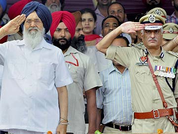 Man Allegedly Throws Shoe Towards Punjab Chief Minister