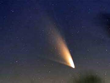 Comet-Chaser Nears Prey After Crossing Billions of Miles