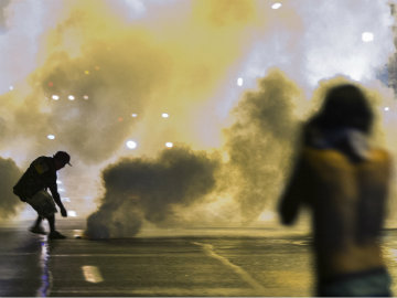 Seven Arrests in Ferguson, Missouri, on First Night of Curfew