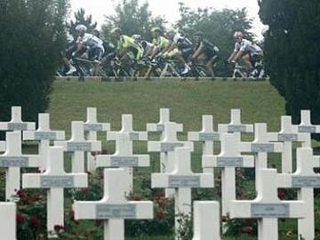 100 Years on, Buried World War I Shells Pose Threat in French Fields