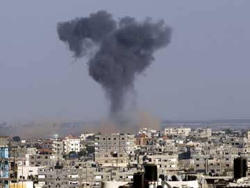 Israel Air Strikes Kill Five Palestinians in Gaza: Medics	