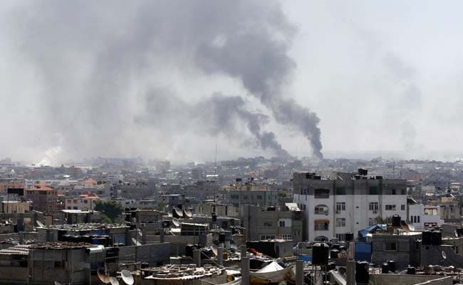 Truce Crumbles as 40 Killed in Gaza, Rockets Hit Israel