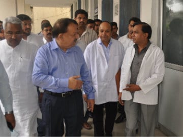 No Need to Panic About Ebola: Harsh Vardhan