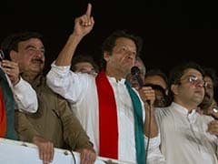 Pakistan Protests: Imran Khan Threatens to File Murder Case Against PM Nawaz Sharif