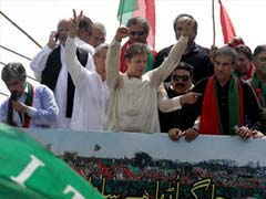 Imran Khan Safe, Gun Shots Fired at His Car in Anti-Government March