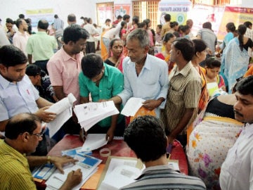 Over 1.84 Crore Bank Accounts Opened Under 'Jan Dhan Yojana', Bank Camps on All Saturdays