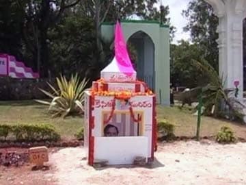A Temple for KCR Near Hyderabad Thanks Him for Telangana