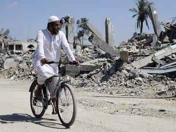Khuzaa in Gaza, Where Homes are Flattened and Mosques Lie in Pieces