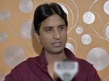 Kumar Vishwas's Charges Add Twist to Delhi Government Formation
