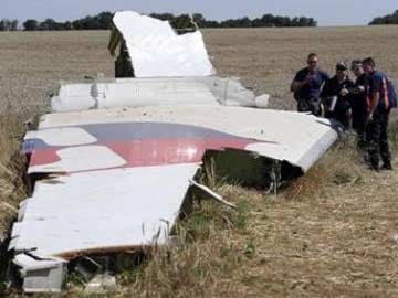 Ukraine Government Suspends Ceasefire at MH17 Crash Site after Recovery Mission Halted