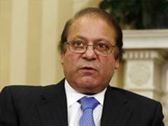 Pakistan PM Nawaz Sharif Distances Himself from Army as Crisis Drags On