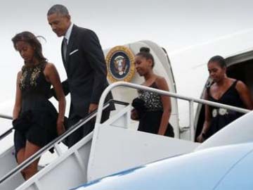 Obama Family Attends Long-Time Aide's Wedding to TV journalist
