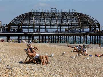 Police Say UK Pier Fire May Have Been Arson 