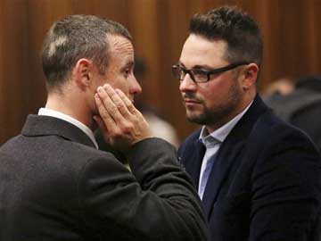Oscar Pistorius' Brother 'Badly Hurt' in Car Crash 