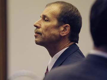 Defendant in Michigan Porch Shooting Testifies in US