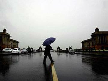 Rain Lashes Delhi; Waterlogging in Several Areas